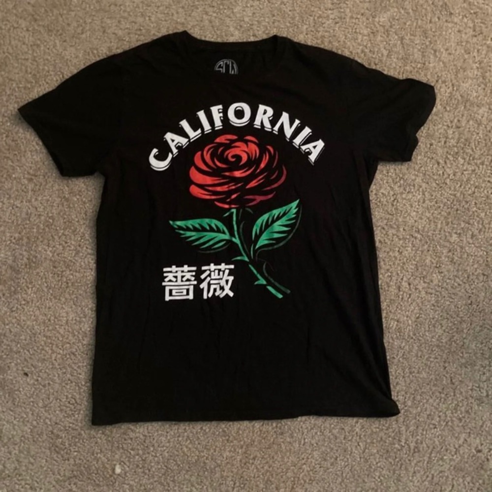 Black California tee shirt rose flower SCW